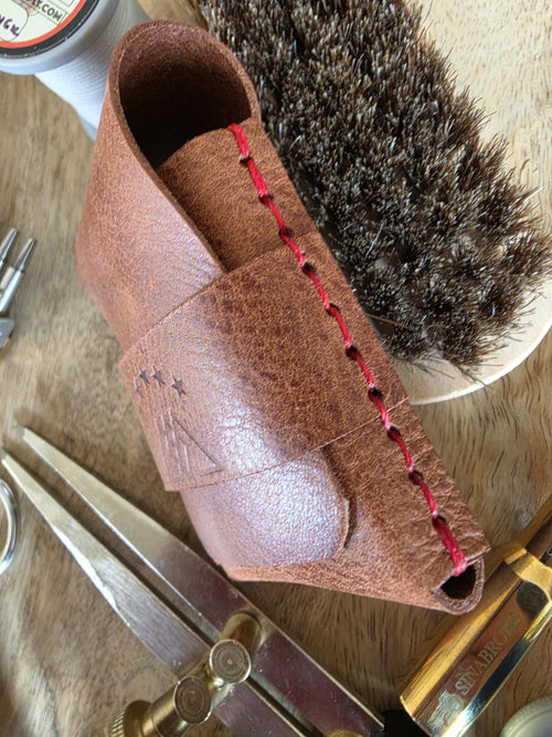 Arroyo - Minimalist Full Grain Italian Leather Wallet  Hand-stitched USA